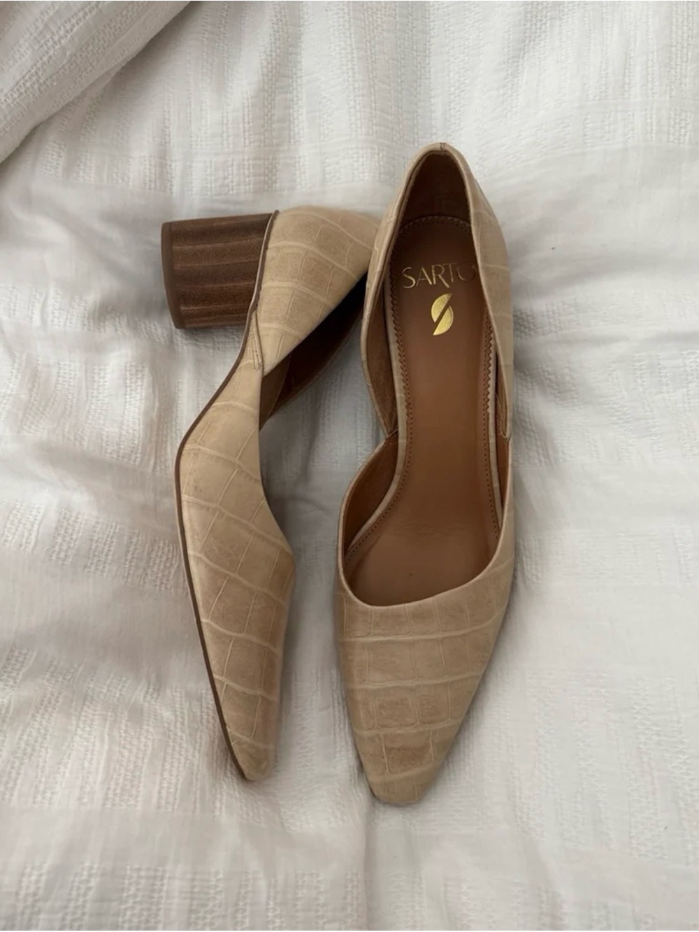 SARTO Beige Croc-Embossed Block Heels 8.5